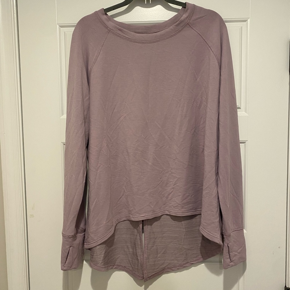 Danskin Now high low top. Size XL. Color is a muddled lavender